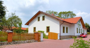 Hotel Na Statku Mirošov, Mirošov